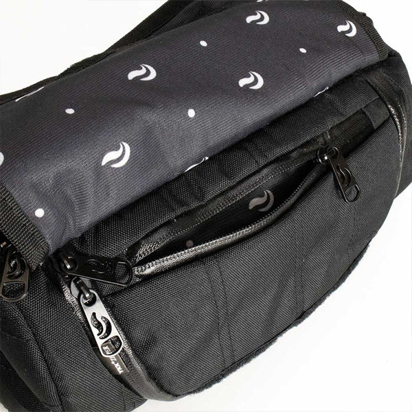 Skunk Uptown Crossbody Duffle Bag 100% Smell & Weather Proof Carbon Lining